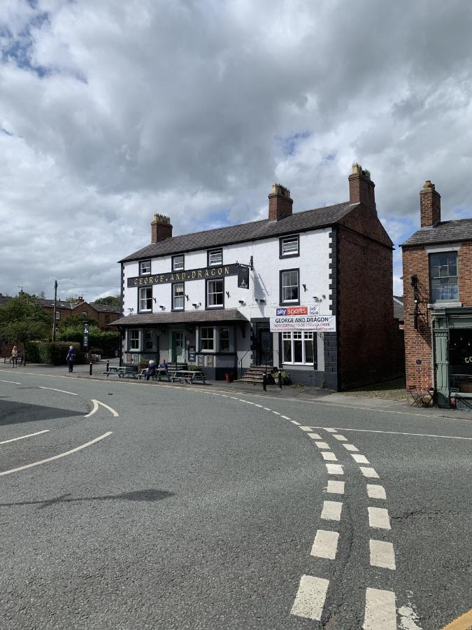 Tarvin George And Dragon Bed & Breakfast エクステリア 写真