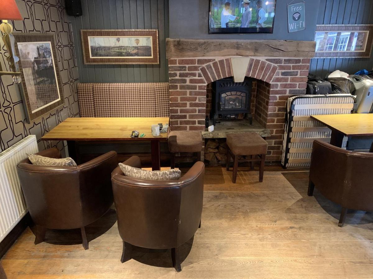 Tarvin George And Dragon Bed & Breakfast エクステリア 写真